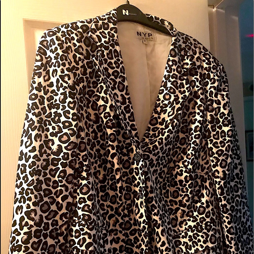 NYP Women’s Size 18 W Blazer Cheetah print